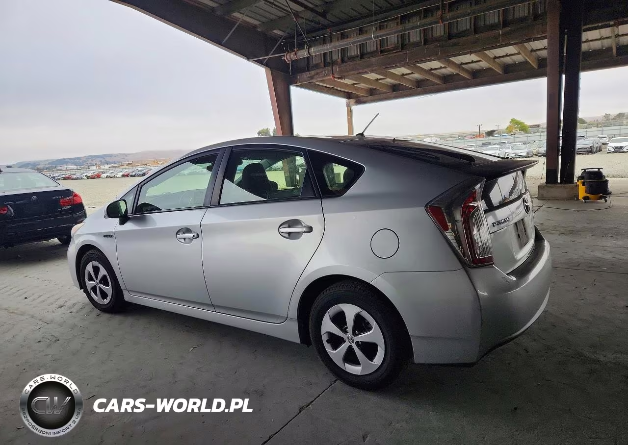 2012 Toyota Prius Two VIN:JTDKN3DUXC1529852 - 2