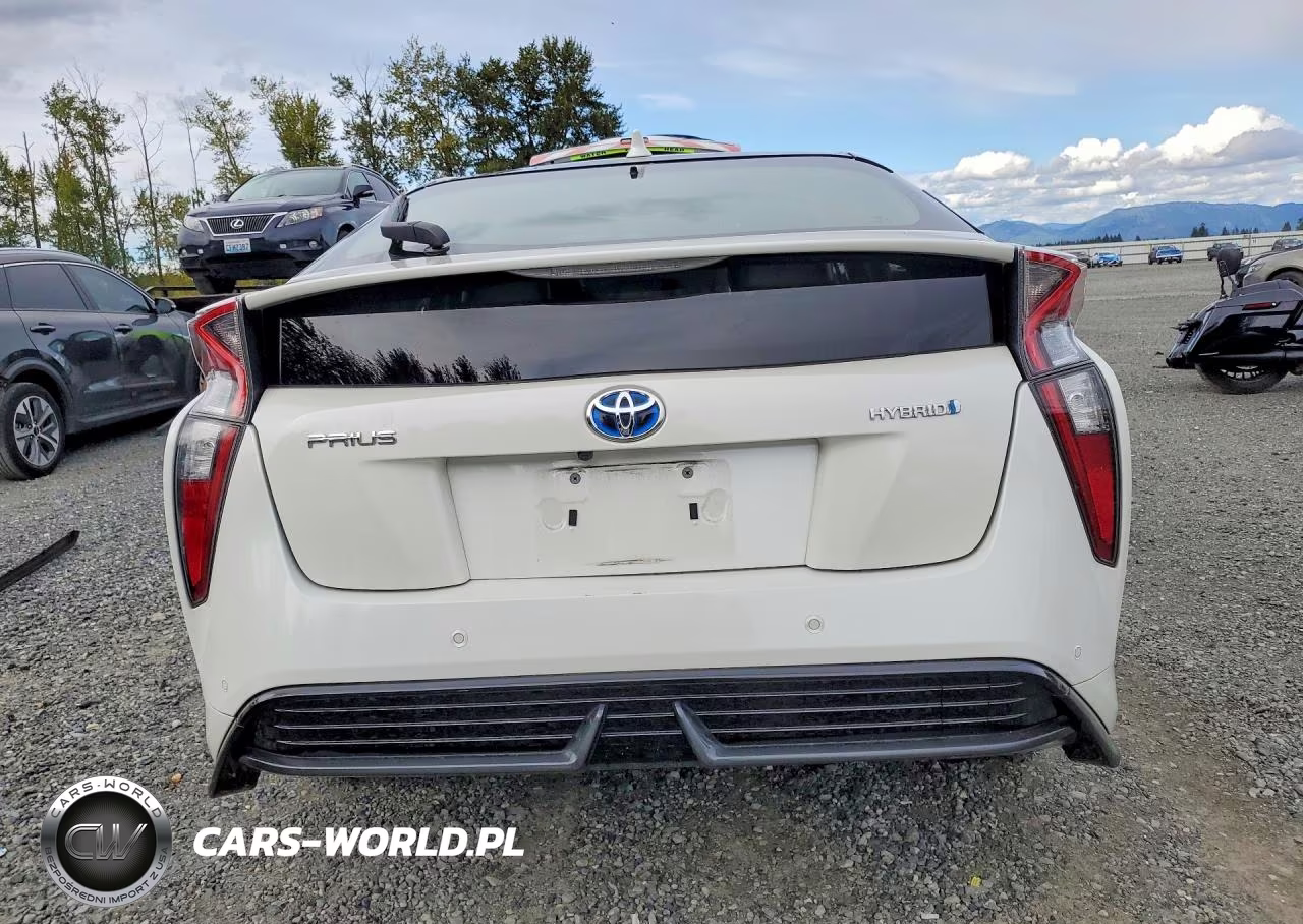 2017 Toyota Prius Four Touring VIN:JTDKARFUXH3052735 - 6