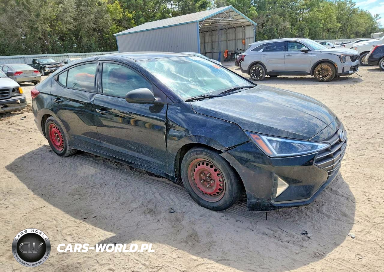 2019 Hyundai Elantra Se VIN:5NPD74LF9KH457450 - 4