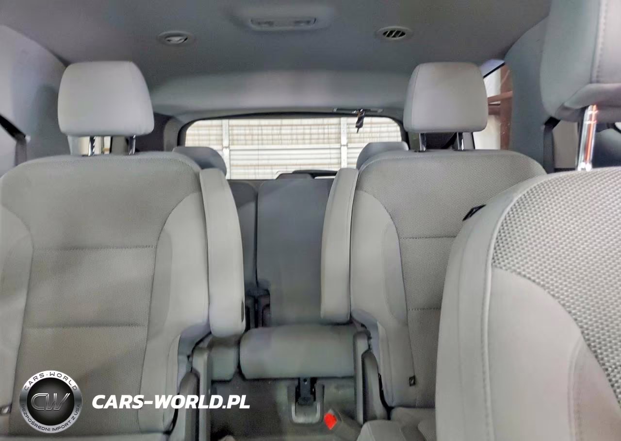 2019 Chevrolet Traverse Lt VIN:1GNEVGKW6KJ102182 - 10