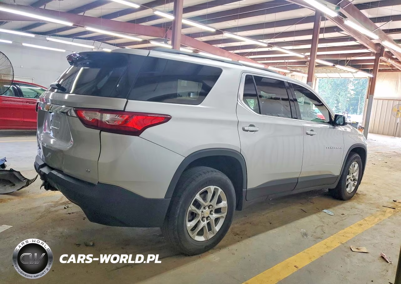 2019 Chevrolet Traverse Lt VIN:1GNEVGKW6KJ102182 - 3