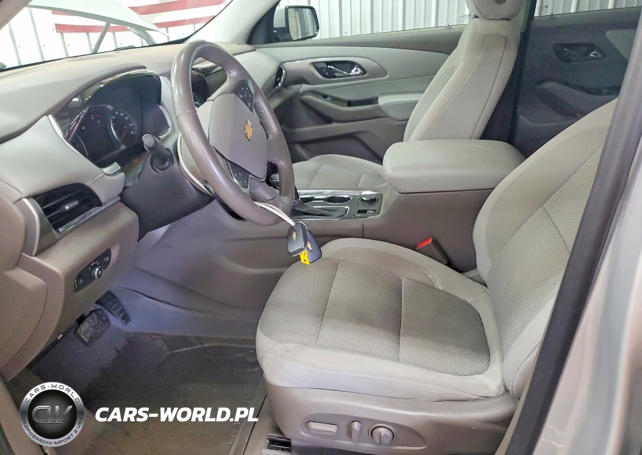 2019 Chevrolet Traverse Lt VIN:1GNEVGKW6KJ102182 - 7