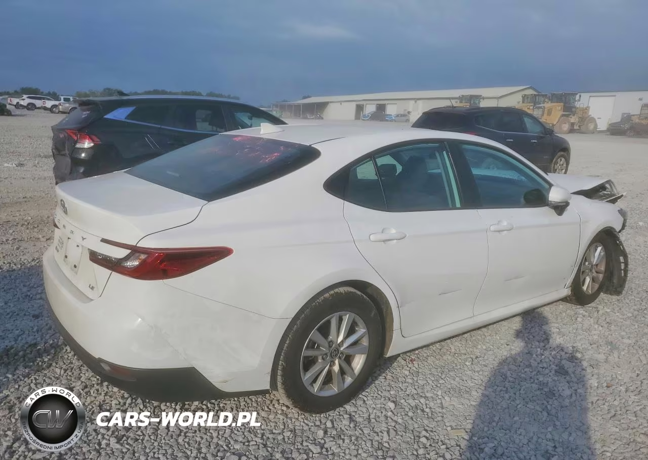 2025 Toyota Camry Le VIN:4T1DAACK2SU141905 - 3
