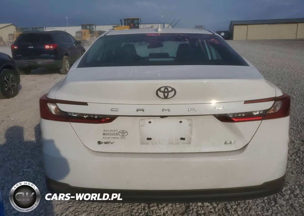 2025 Toyota Camry Le VIN:4T1DAACK2SU141905 - 6