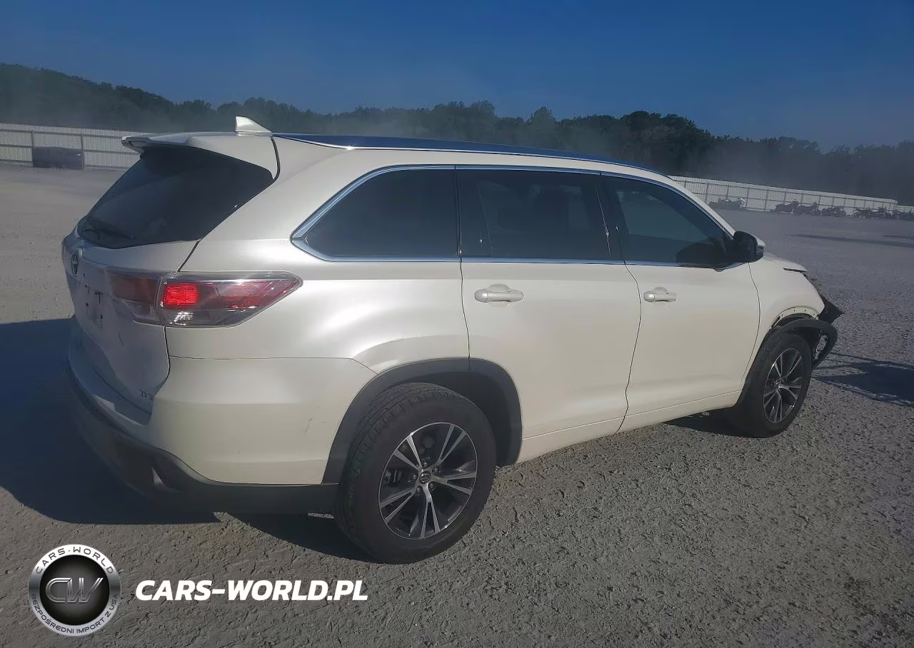 2016 Toyota Highlander Xle VIN:5TDKKRFH0GS160956 - 3