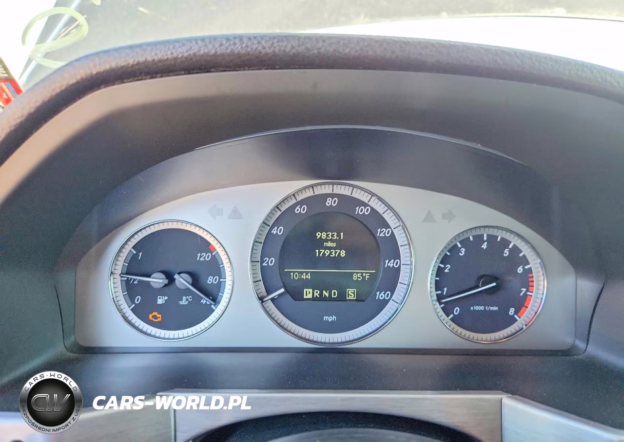 2010 Mercedes-Benz Glk 350 4Matic VIN:WDCGG8HB4AF268735 - 9