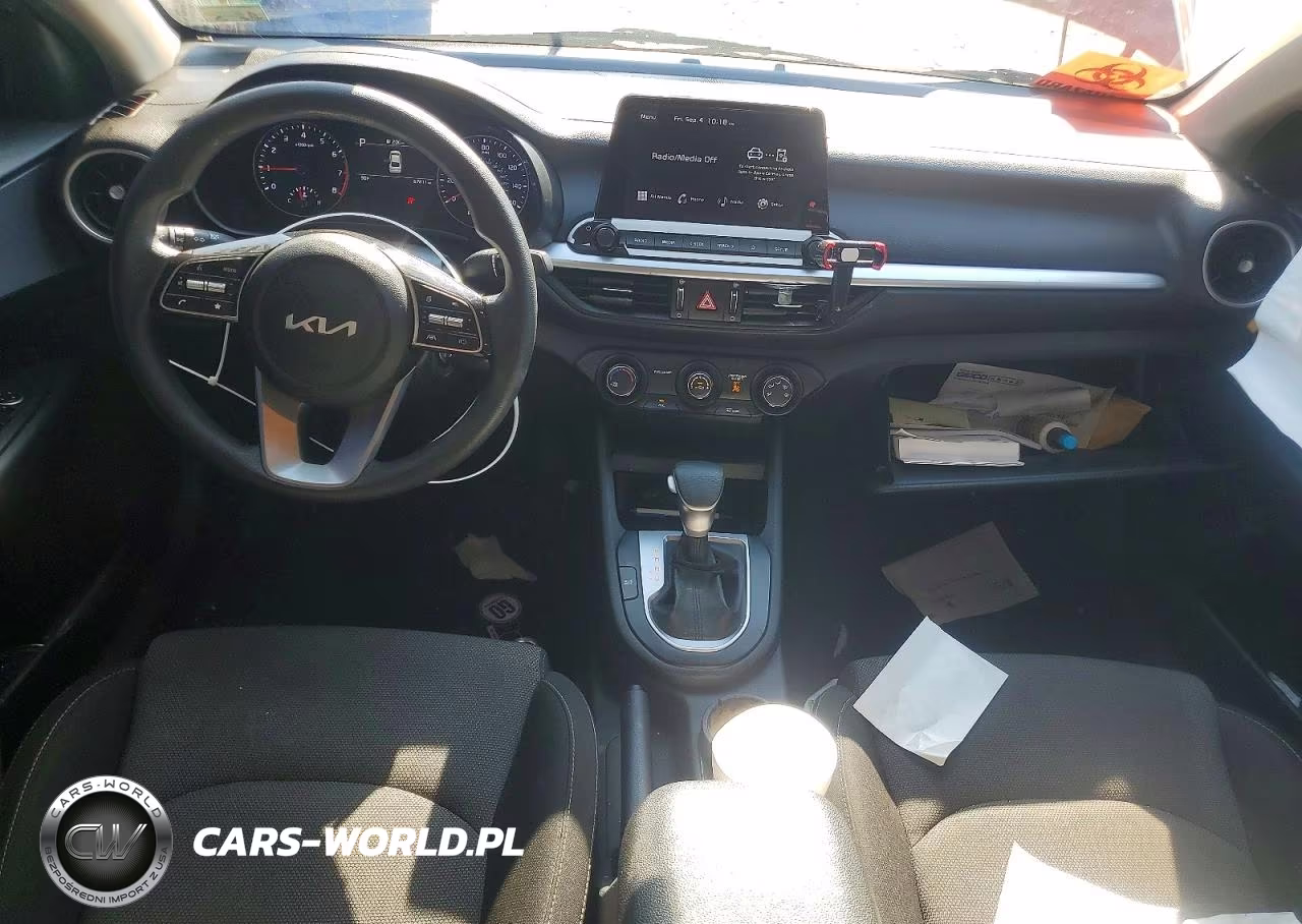 2024 Kia Forte Lxs VIN:3KPF24ADXRE763323 - 8