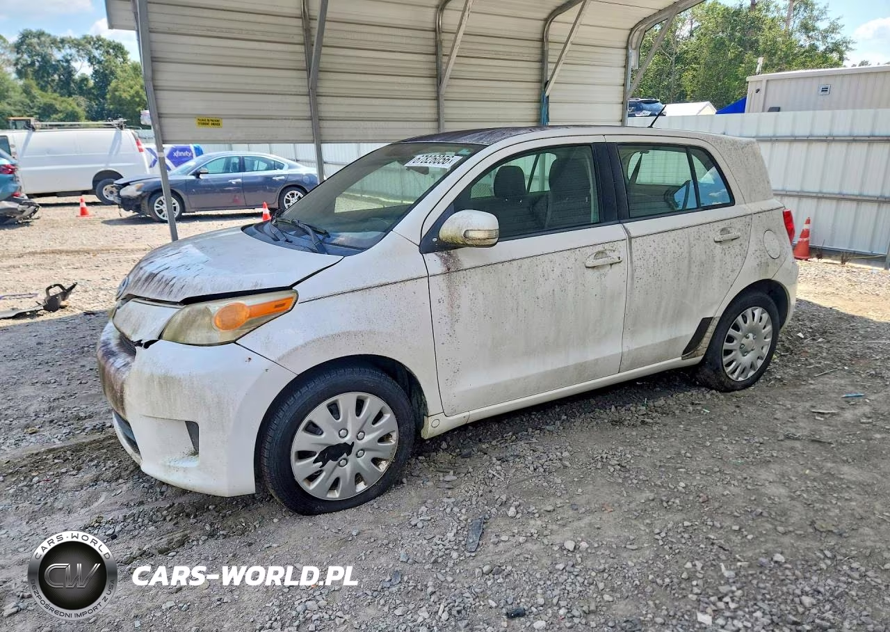 2010 Scion Xd Base – zdjęcie 1 z 12