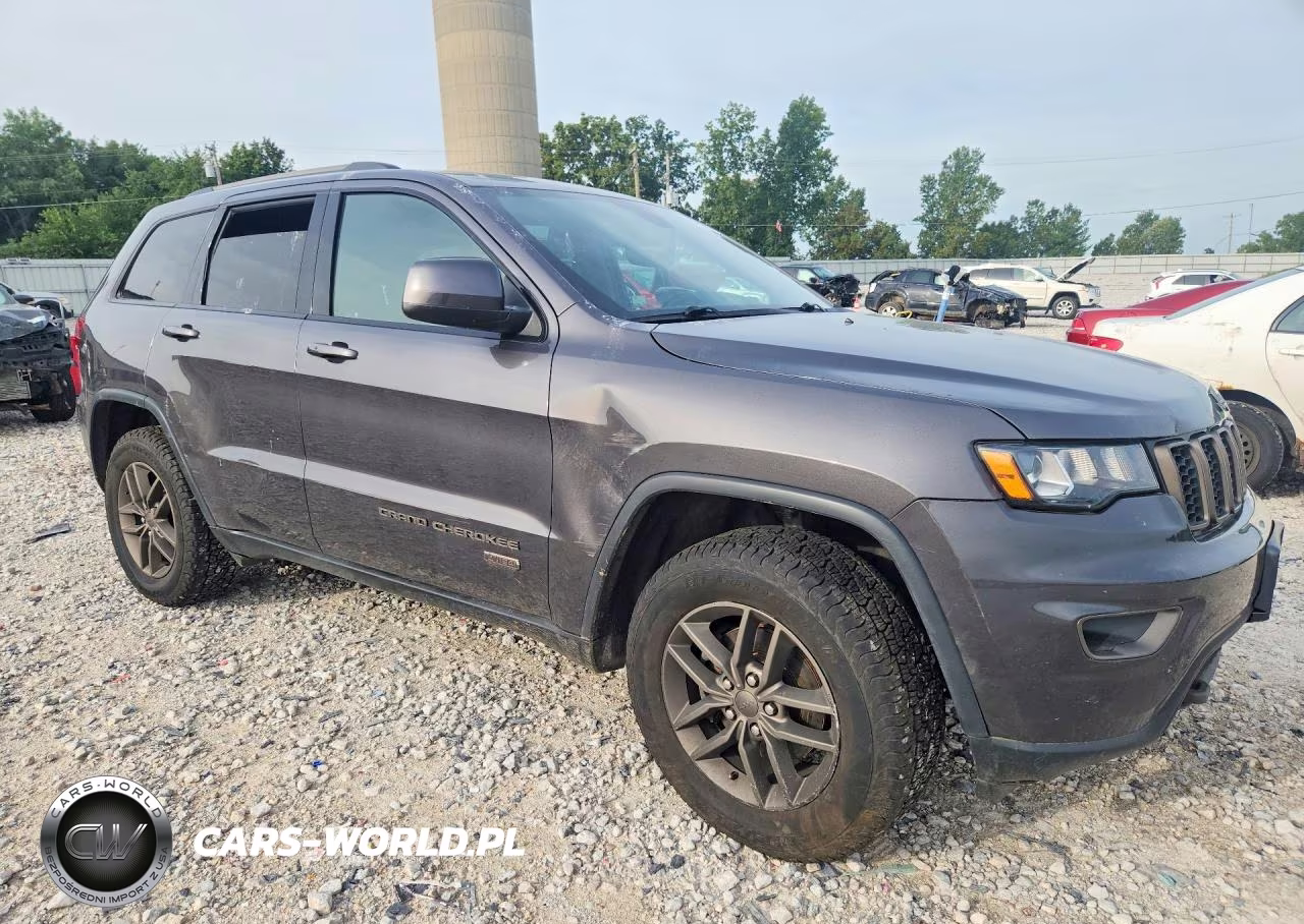 2016 Jeep Grand Cherokee Laredo VIN:1C4RJFAG2GC399599 - 4