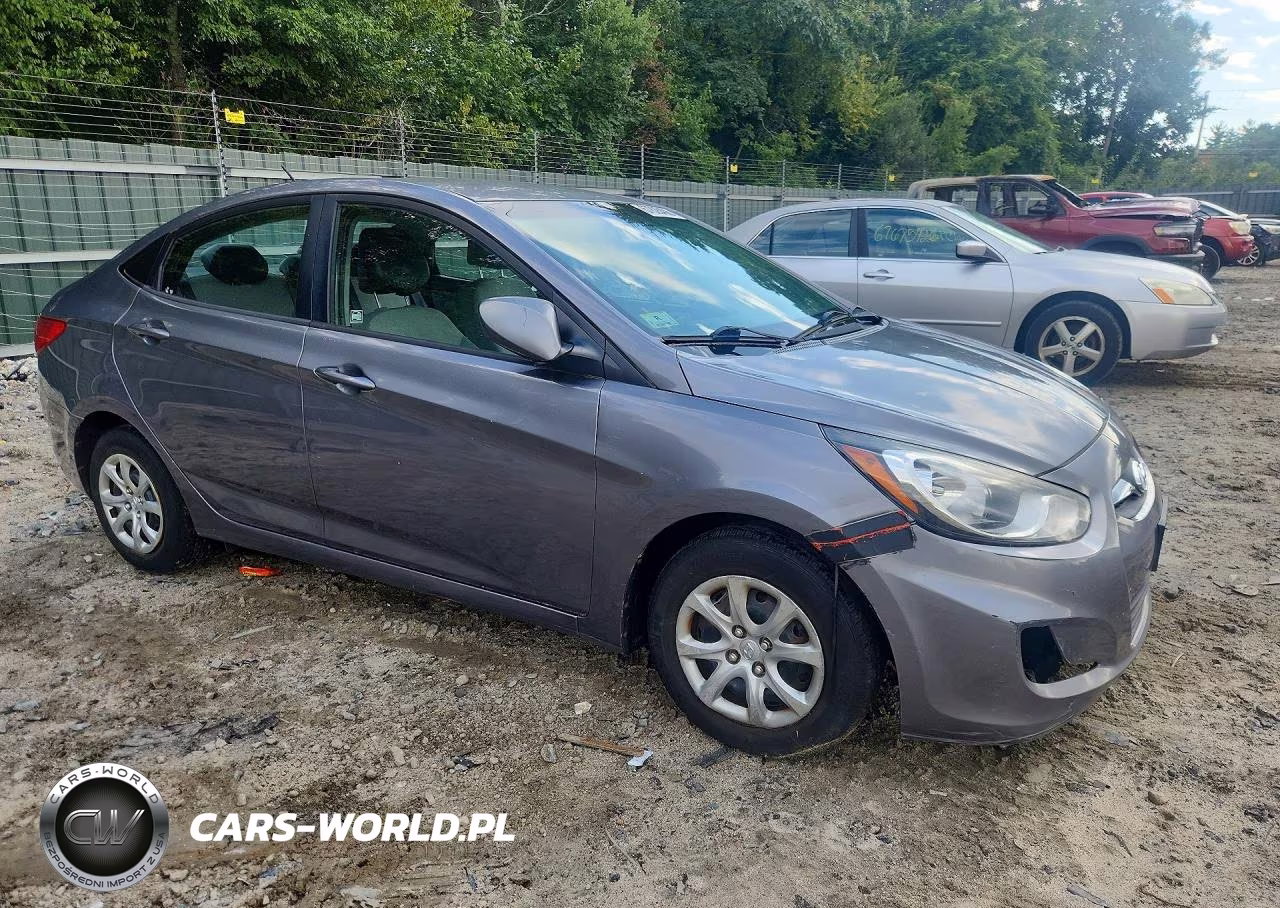 2014 Hyundai Accent Gls VIN:KMHCT4AE6EU720033 - 4