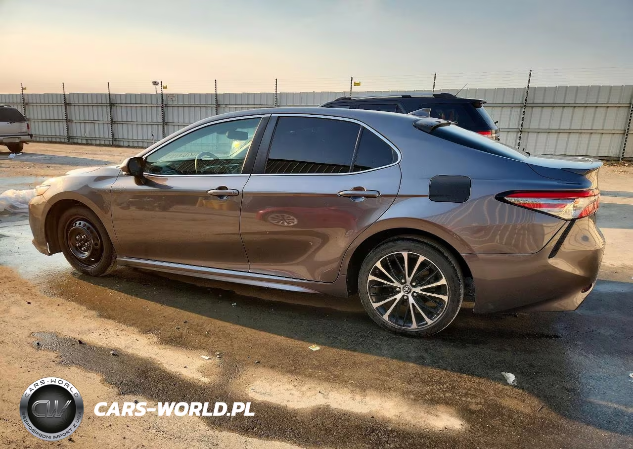 2019 Toyota Camry Se VIN:4T1B11HK8KU226103 - 2