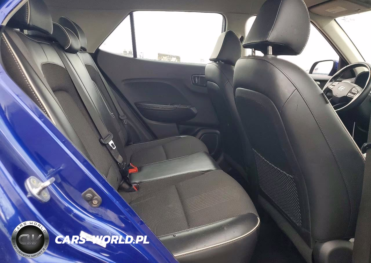 2023 Hyundai Venue Limited VIN:KMHRC8A36PU224734 - 11