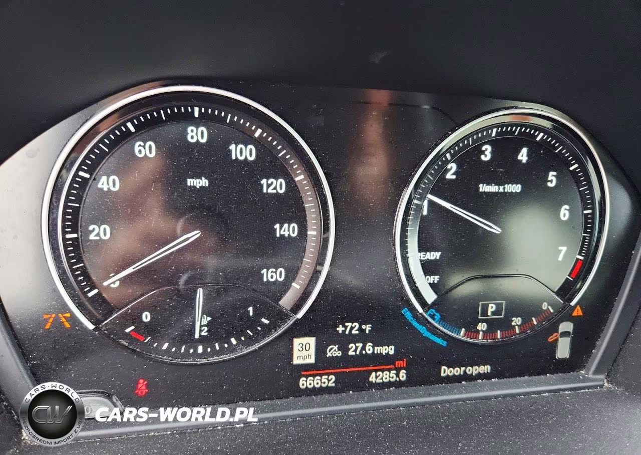 2021 BMW X2 xDrive28I VIN:WBXYJ1C07M5T00826 - 9