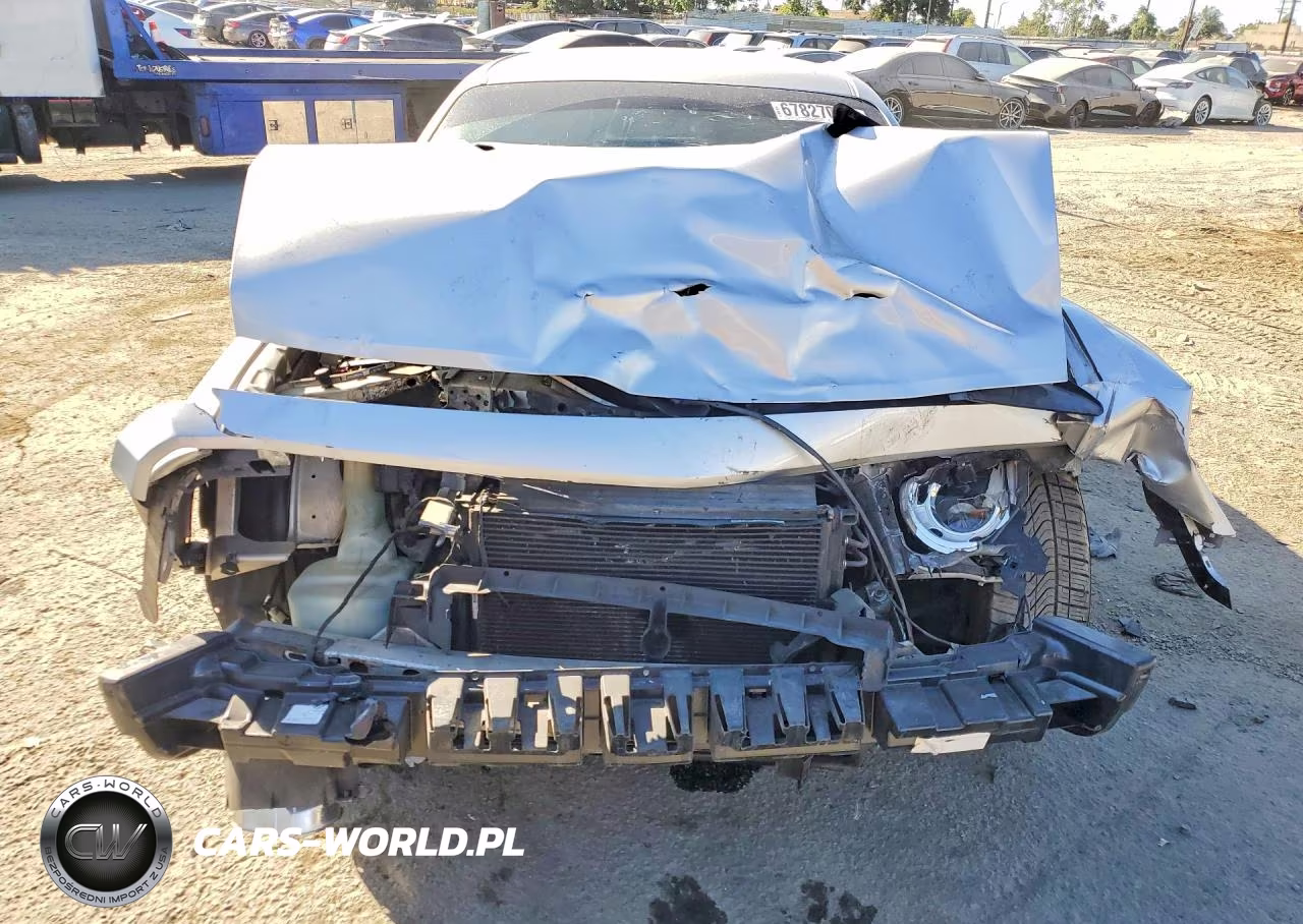 2012 Dodge Challenger Sxt VIN:2C3CDYAG6CH139422 - 5