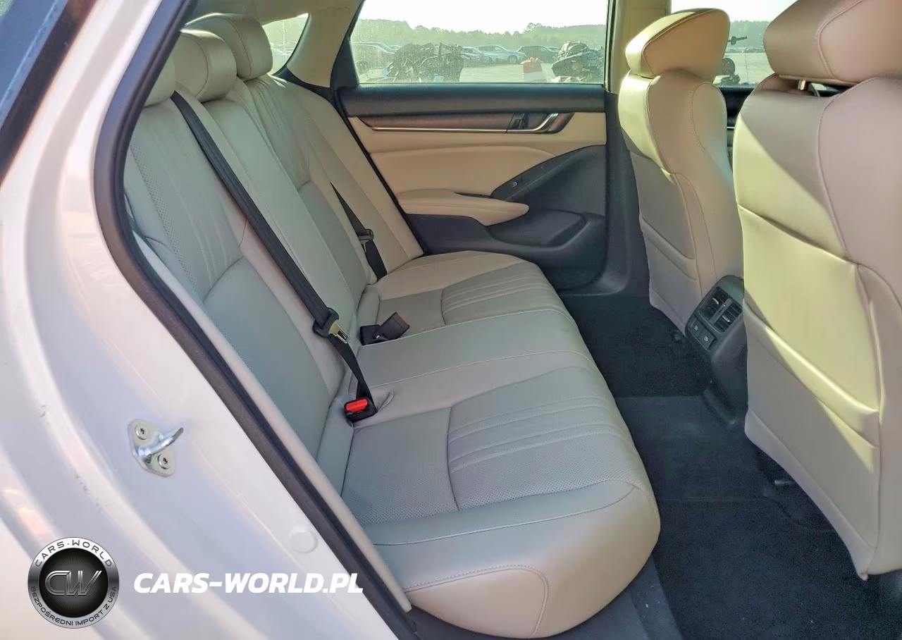 2022 Honda Accord Touring VIN:1HGCV2F97NA013640 - 10