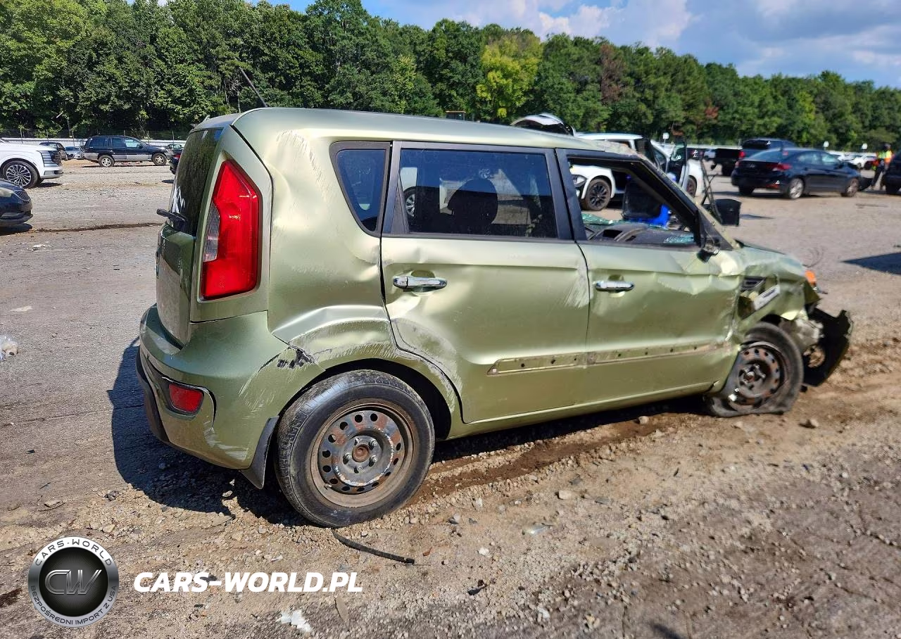 2013 Kia Soul Base VIN:KNDJT2A51D7516270 - 3