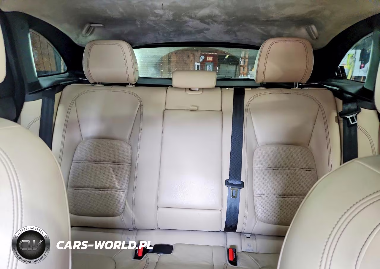 2019 Jaguar F-Pace Prestige VIN:SADCK2FX3KA392111 - 10