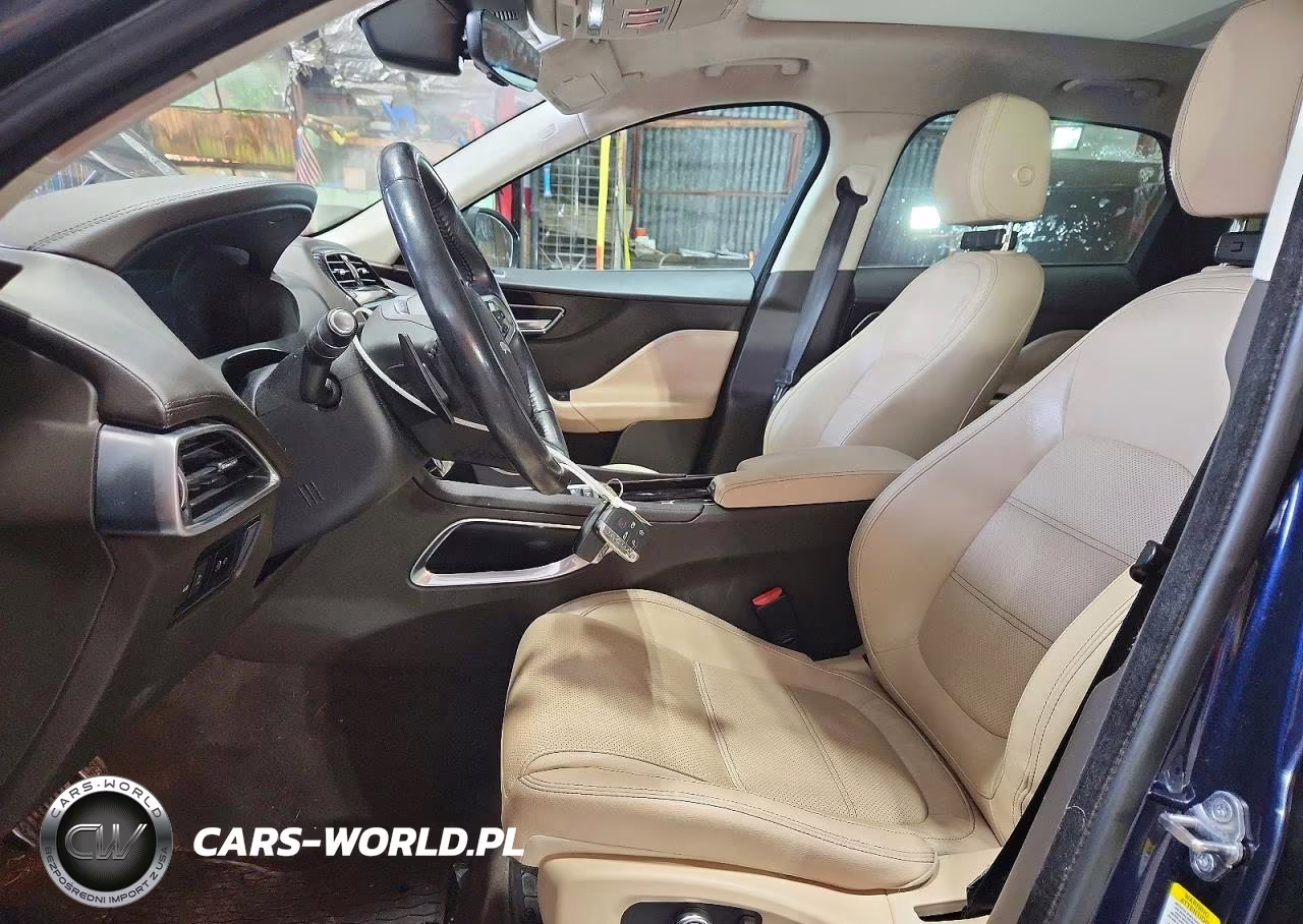 2019 Jaguar F-Pace Prestige VIN:SADCK2FX3KA392111 - 7