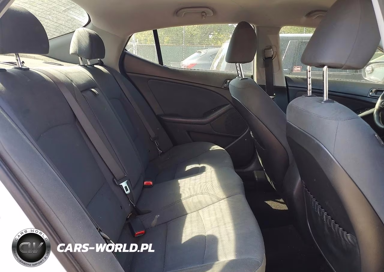 2015 Kia Optima Lx VIN:KNAGM4A74F5558139 - 10