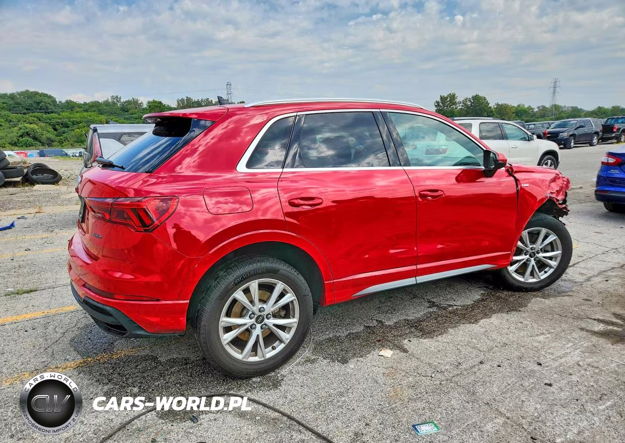 2023 Audi Q3 Premium S Line 45 VIN:WA1DECF34P1096588 - 3
