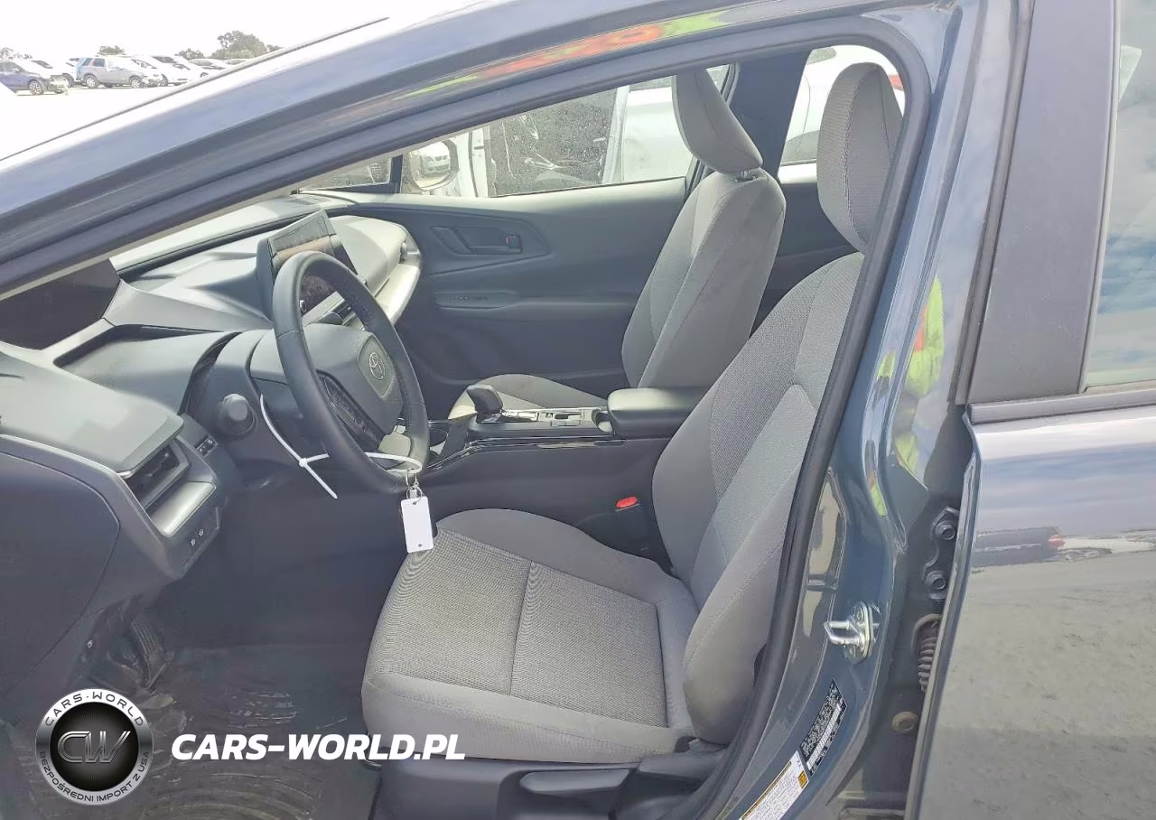 2023 Toyota Prius Le VIN:JTDADABU8P3005311 - 7