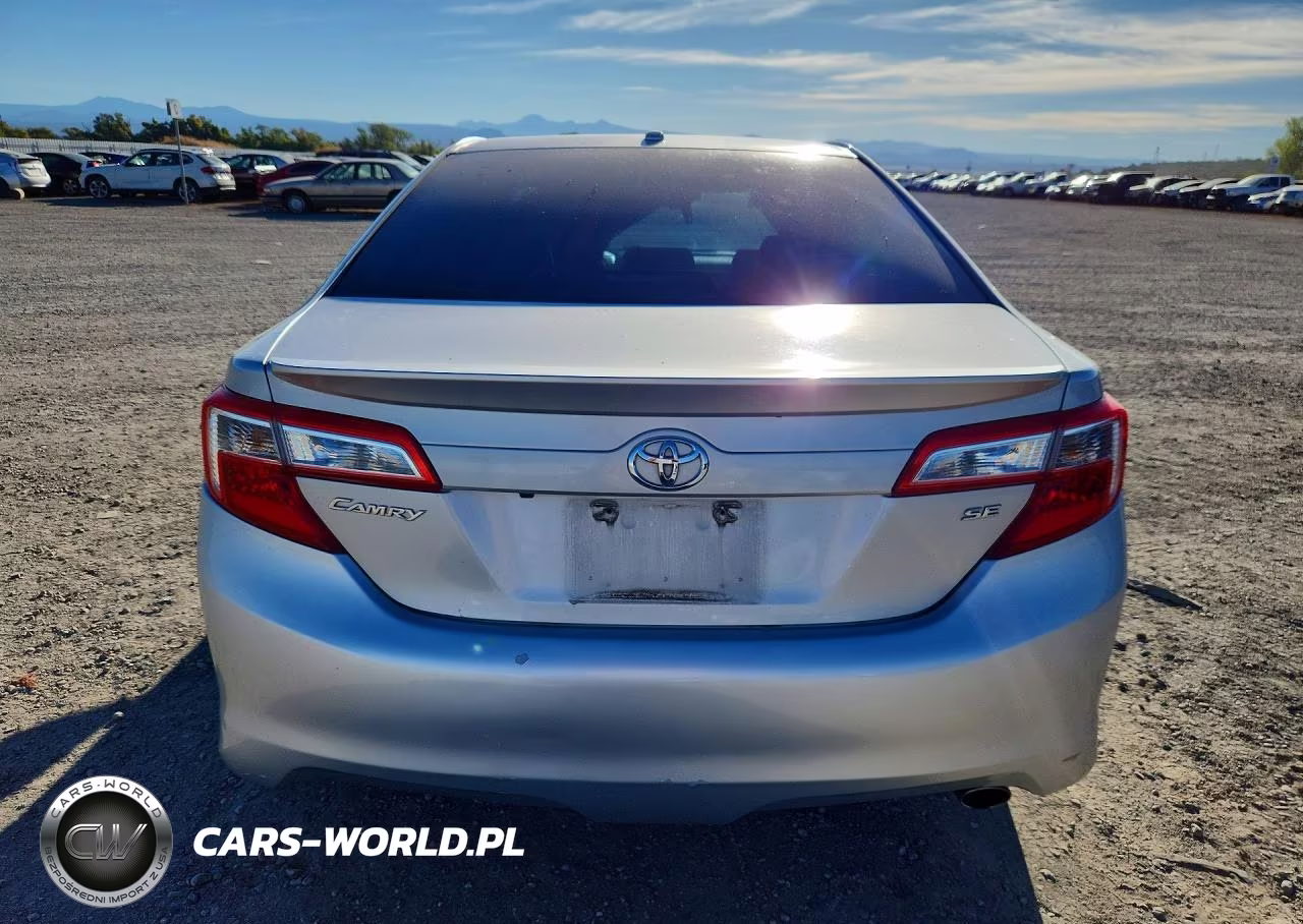 2014 Toyota Camry Se Sport VIN:4T1BF1FKXEU375587 - 6