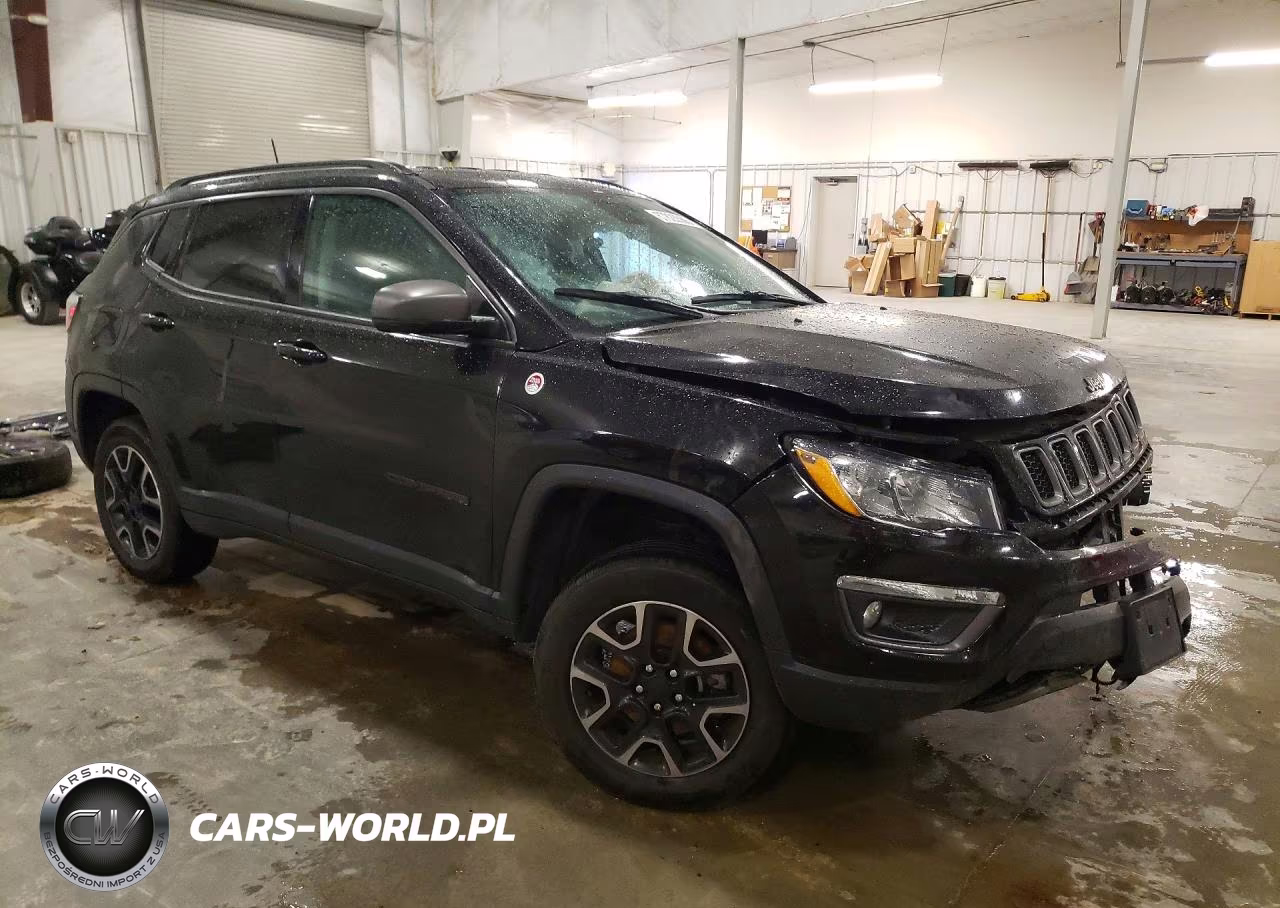 2019 Jeep Compass Trailhawk VIN:3C4NJDDB8KT674635 - 4