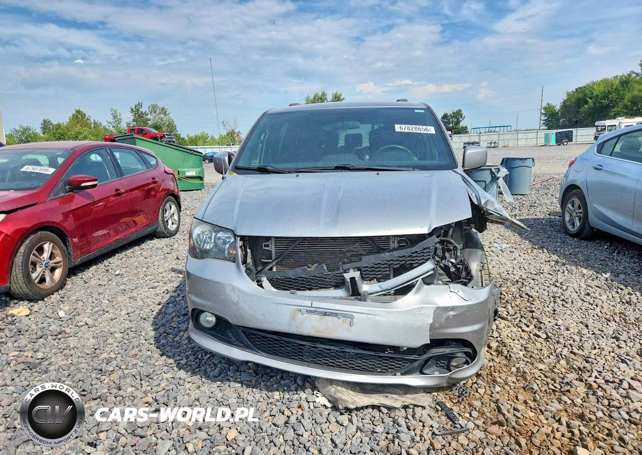 2016 Dodge Grand Caravan R-T VIN:2C4RDGEG7GR328655 - 5