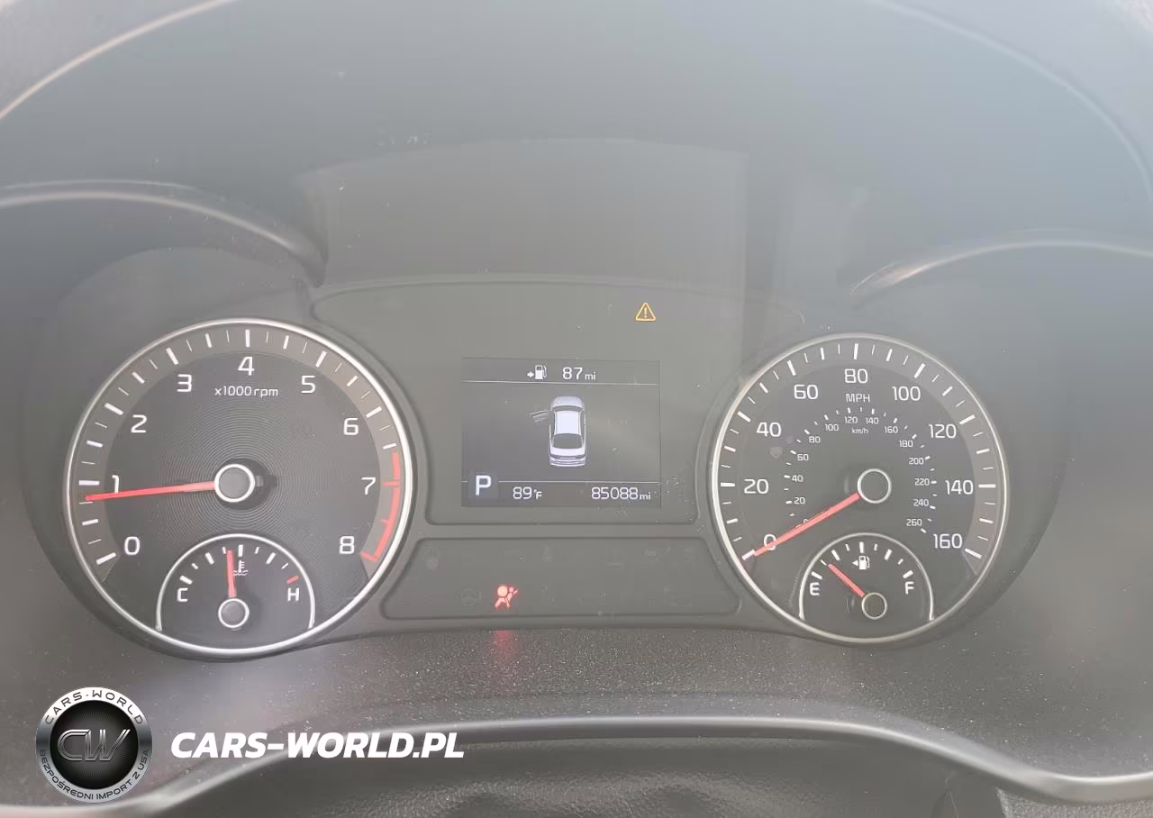 2019 Kia Optima Lx VIN:5XXGT4L34KG342328 - 9