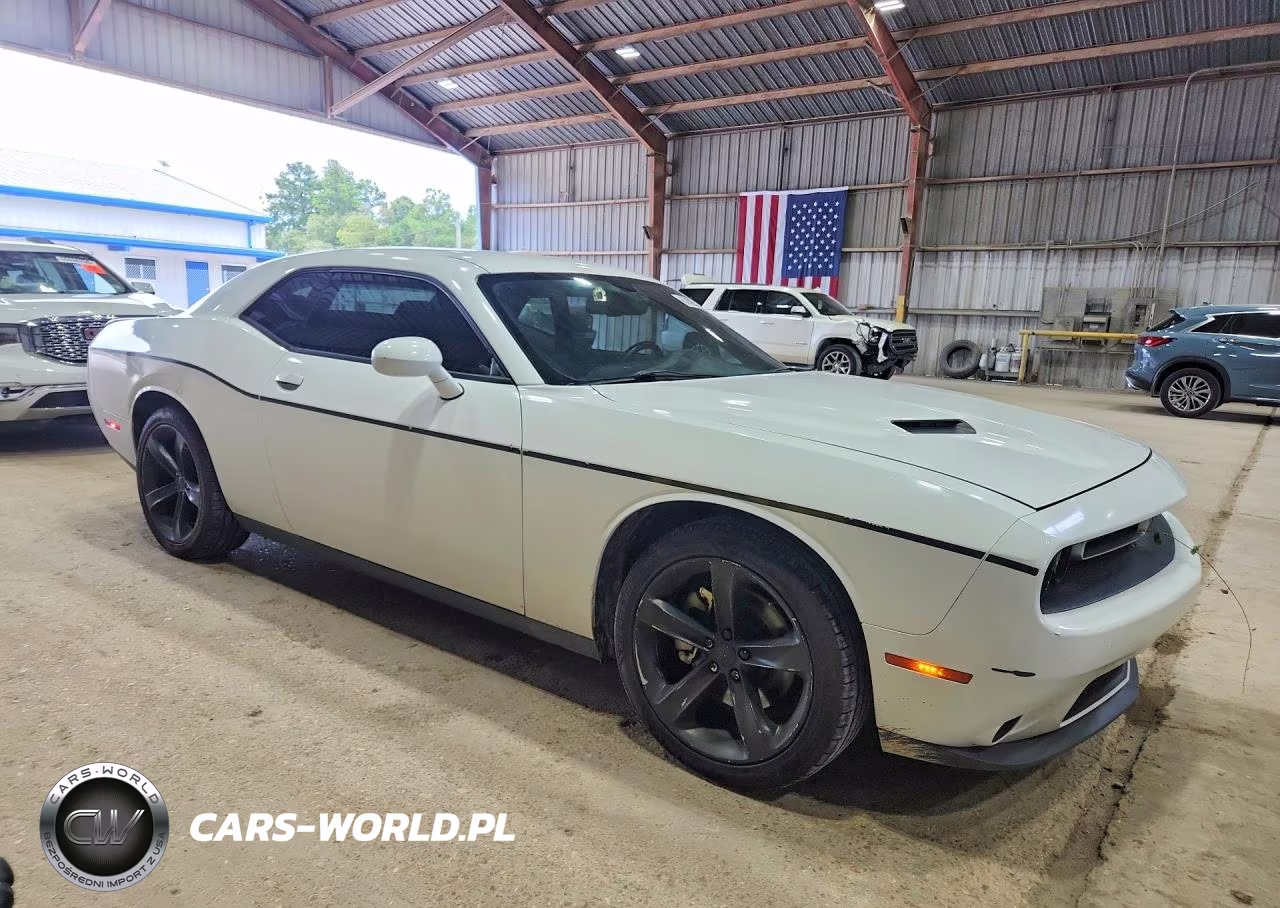 2015 Dodge Challenger Sxt VIN:2C3CDZAGXFH728421 - 4