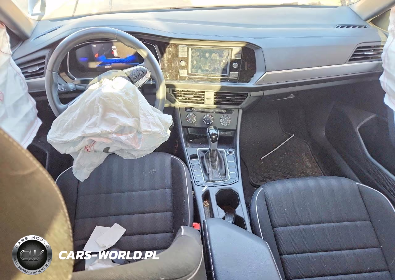 2024 Volkswagen Jetta Sport VIN:3VWBM7BU2RM097831 - 8