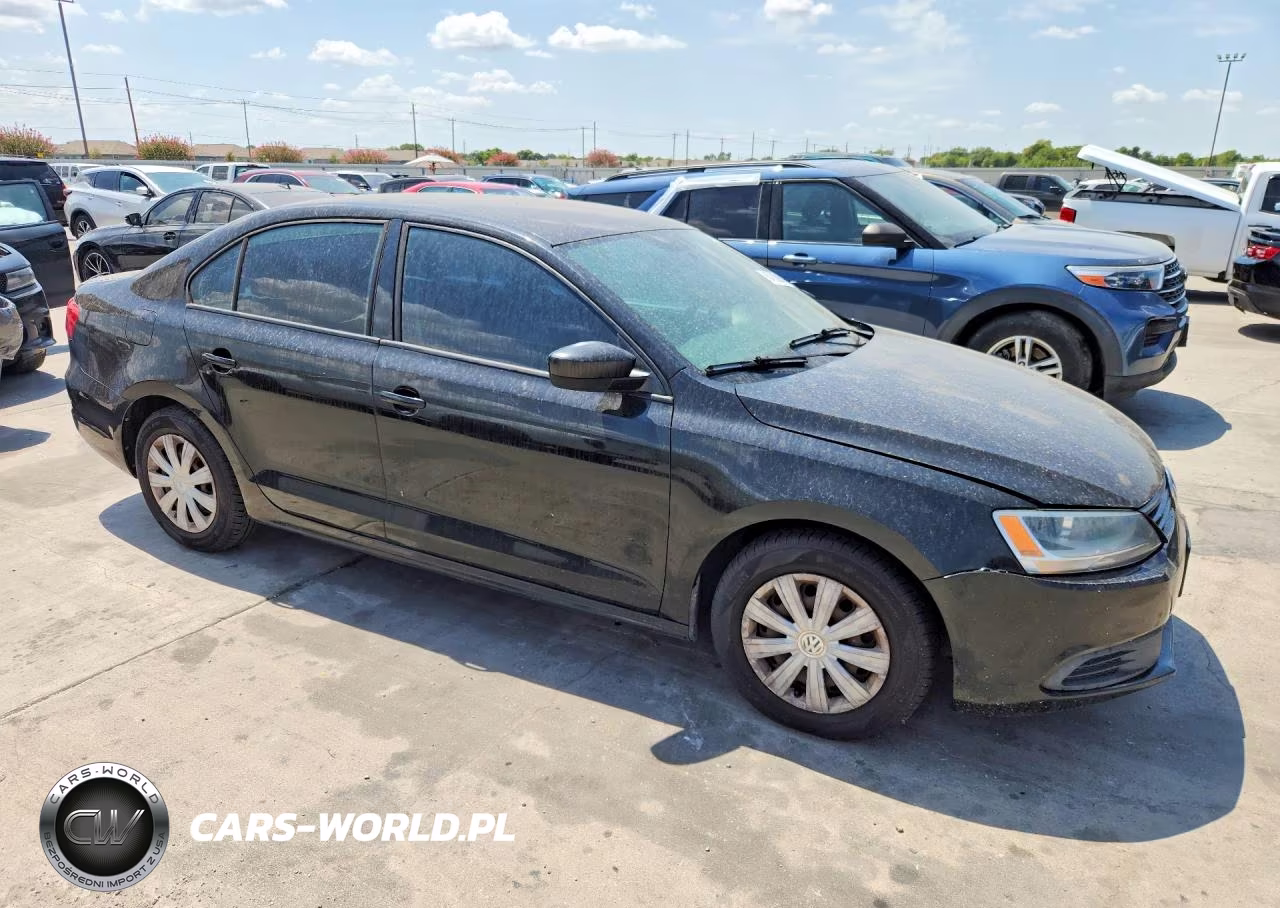 2014 Volkswagen Jetta Base VIN:3VW2K7AJ1EM379465 - 4