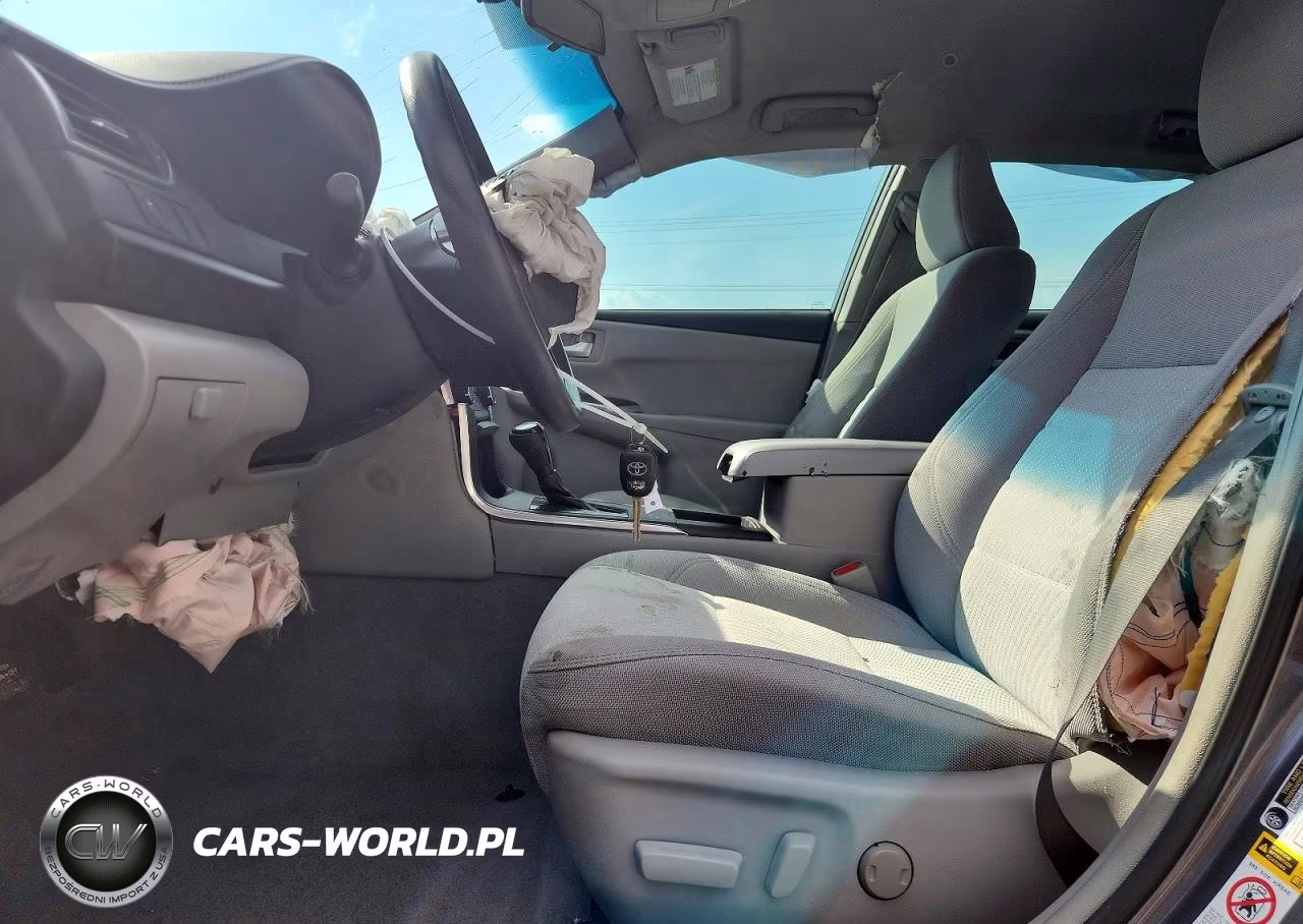 2017 Toyota Camry Le VIN:4T1BF1FKXHU375464 - 7