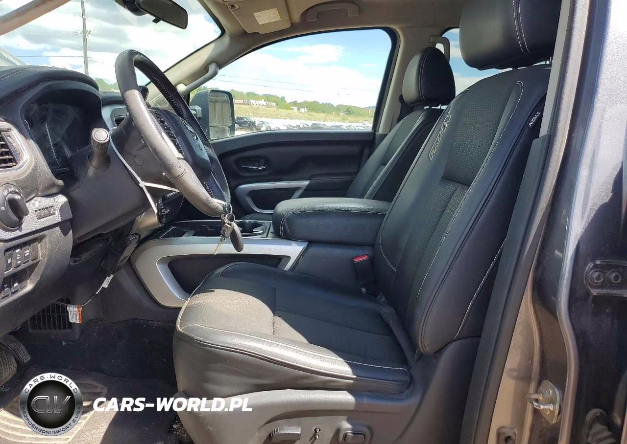 2019 Nissan Titan Pro-4X VIN:1N6AA1E52KN514138 - 7