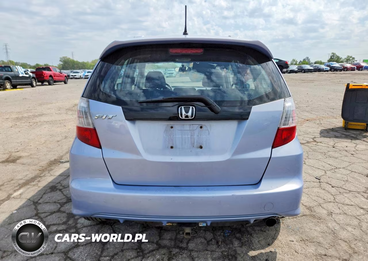 2010 Honda Fit Sport VIN:JHMGE8H45AC025240 - 6