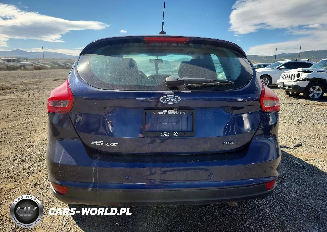2017 Ford Focus Sel VIN:1FADP3M27HL296130 - 6