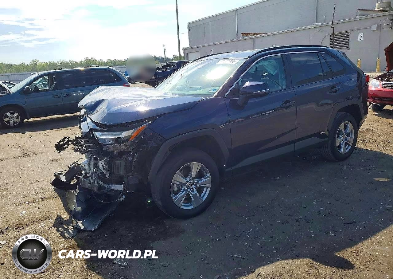 2024 Toyota Rav4 Hybrid Xle – zdjęcie 1 z 13