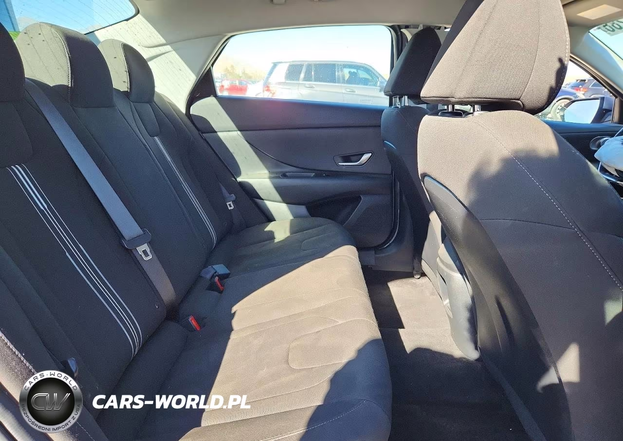 2024 Hyundai Elantra Sel VIN:KMHLM4DG6RU743182 - 10