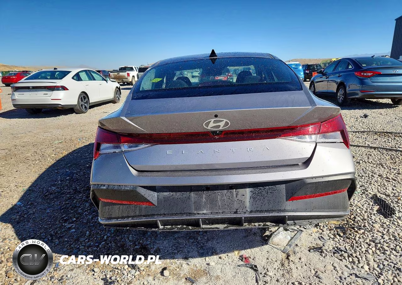 2024 Hyundai Elantra Sel VIN:KMHLM4DG6RU743182 - 6