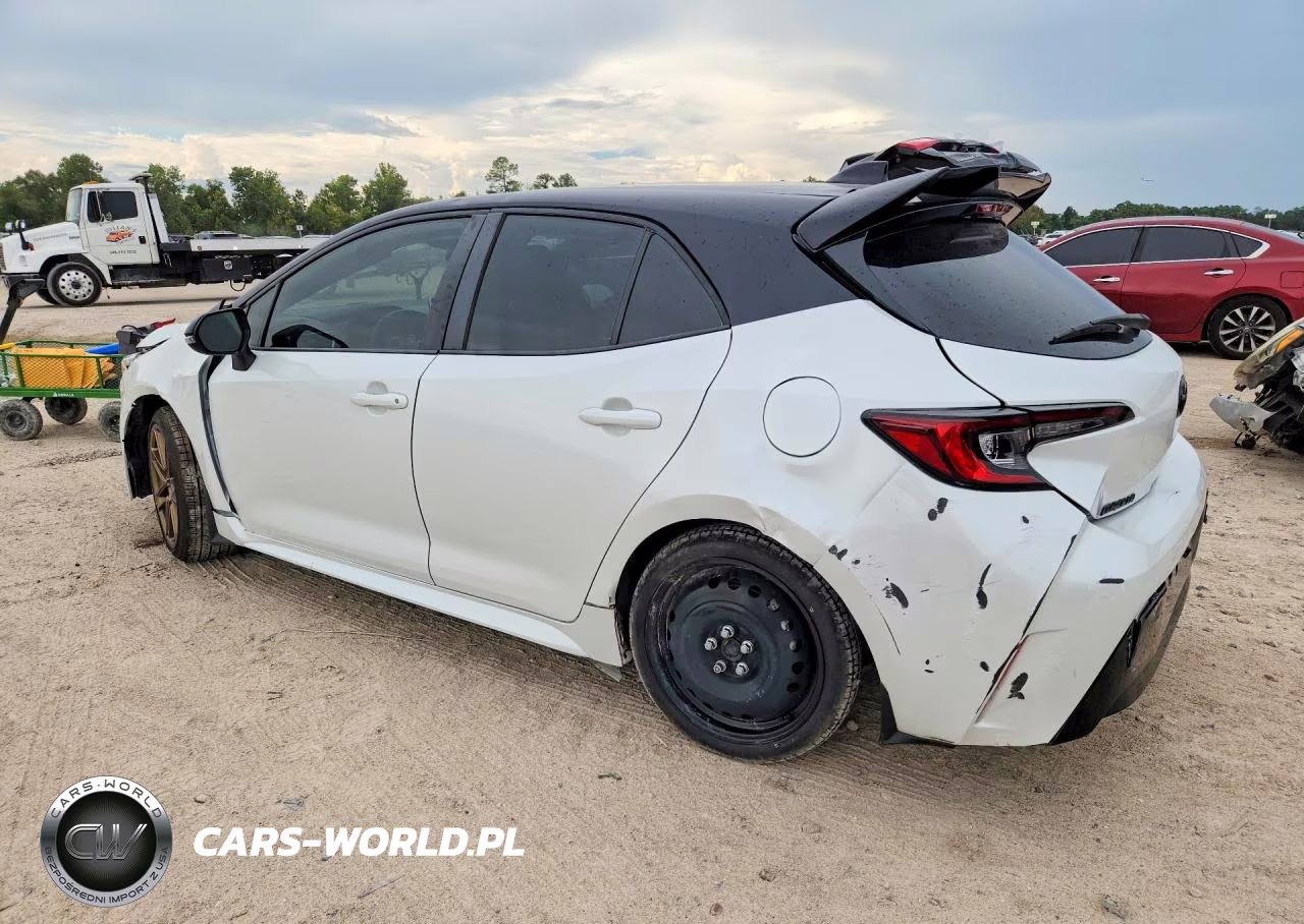 2025 Toyota Corolla Hatchback Nightshade VIN:JTND4MBE7S3237071 - 2