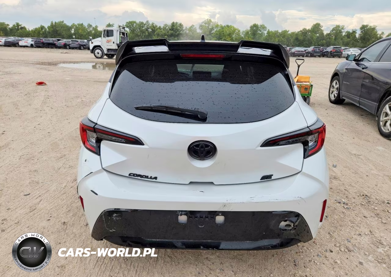 2025 Toyota Corolla Hatchback Nightshade VIN:JTND4MBE7S3237071 - 6