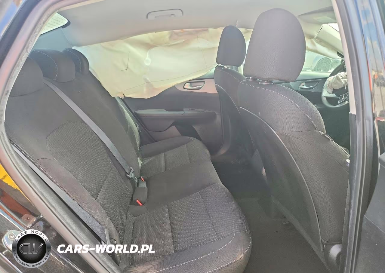 2021 Kia Forte Fe VIN:3KPF24AD0ME277340 - 10