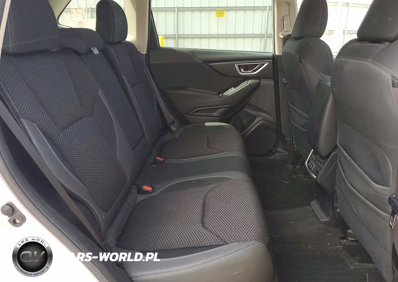 2020 Subaru Forester Premium VIN:JF2SKAJC1LH515498 - 11