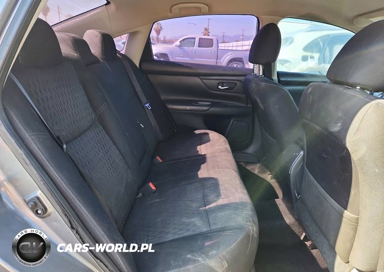 2018 Nissan Altima 2.5 S VIN:1N4AL3AP5JC143217 - 10