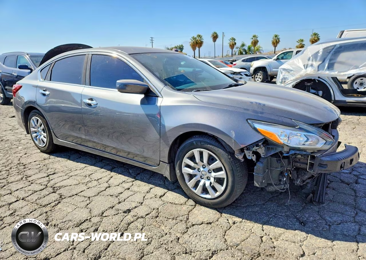 2018 Nissan Altima 2.5 S VIN:1N4AL3AP5JC143217 - 4
