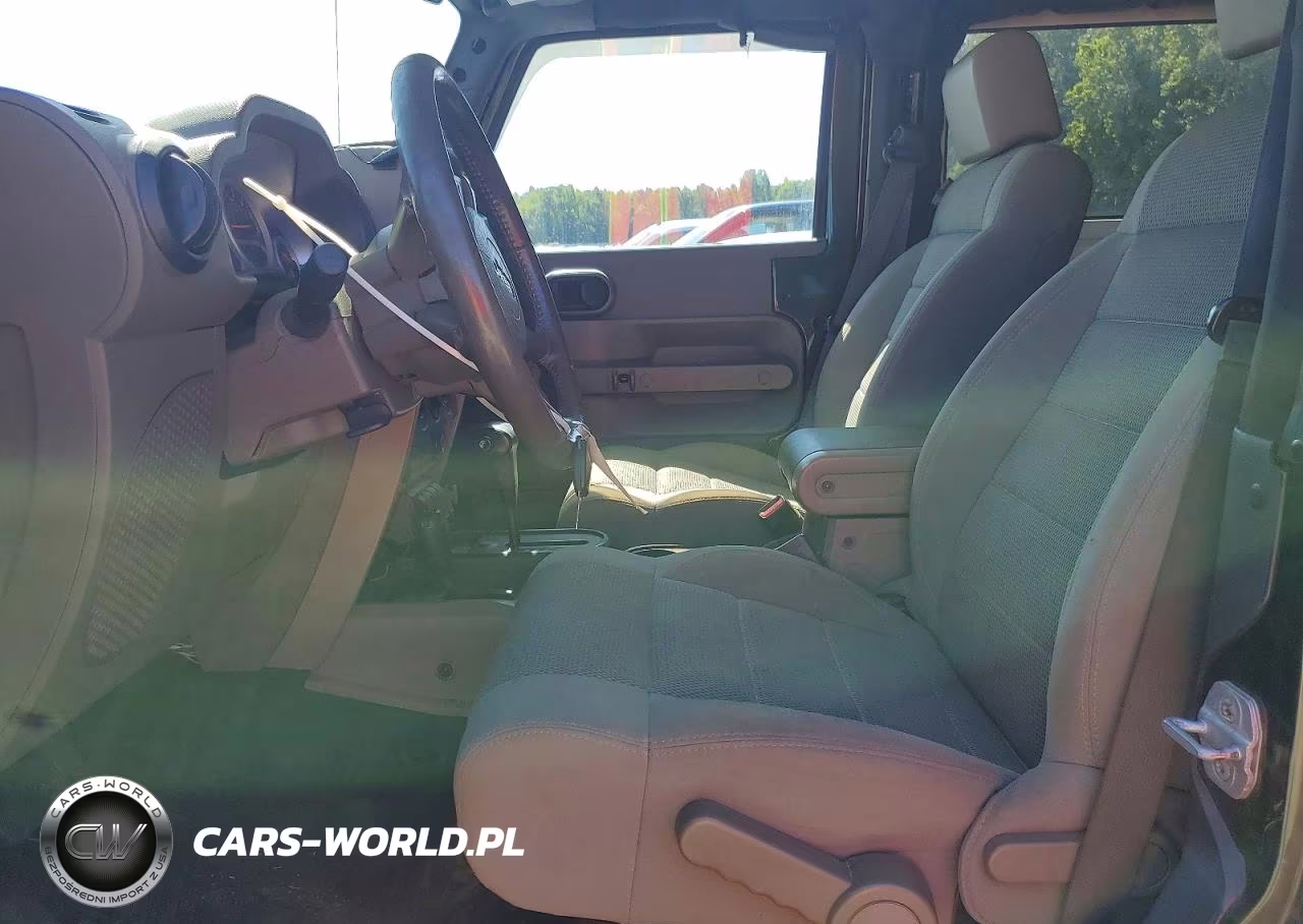 2007 Jeep Wrangler Sahara VIN:1J8FA54107L125802 - 7
