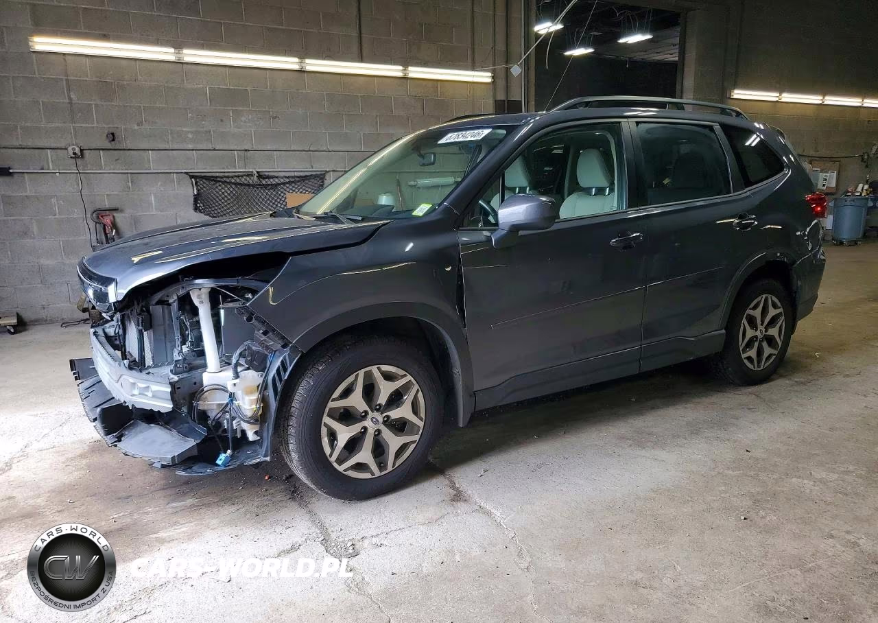 2023 Subaru Forester Premium – zdjęcie 1 z 14