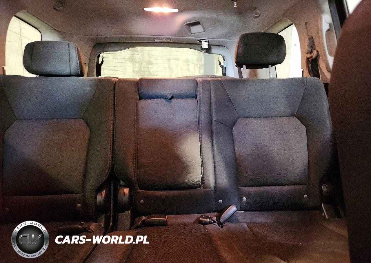 2011 Honda Pilot Lx VIN:5FNYF4H23BB031438 - 10