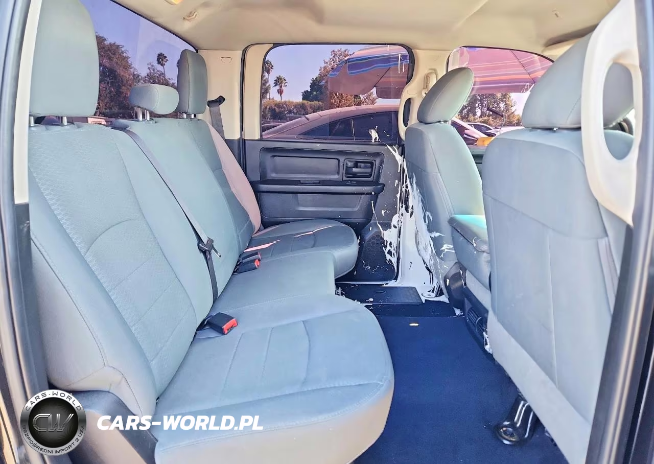 2019 Ram 1500 Classic Tradesman VIN:1C6RR6KG2KS521276 - 10