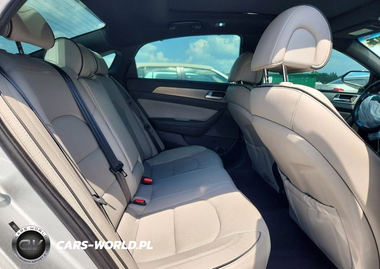2017 Hyundai Sonata Sport VIN:5NPE34AB1HH577512 - 10